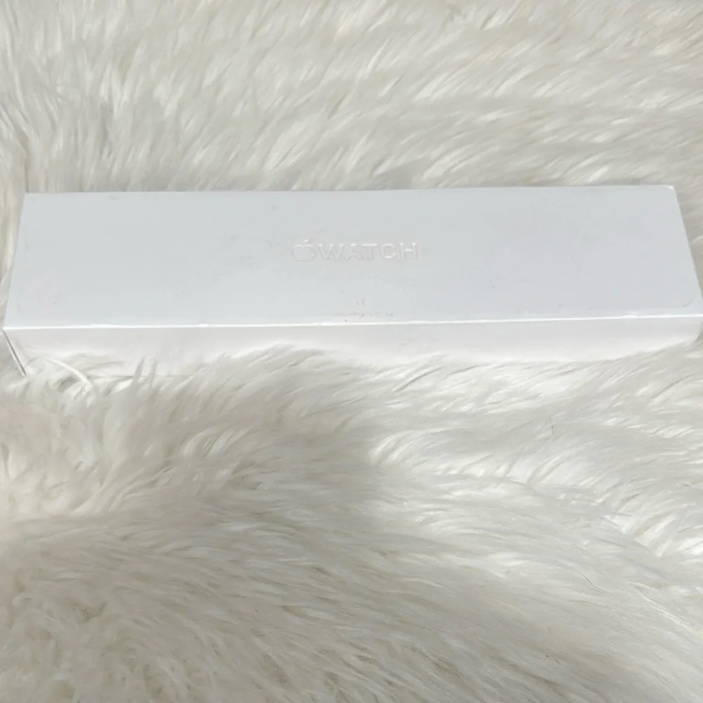 Apple Watch series 6 silver aluminum case 44mm